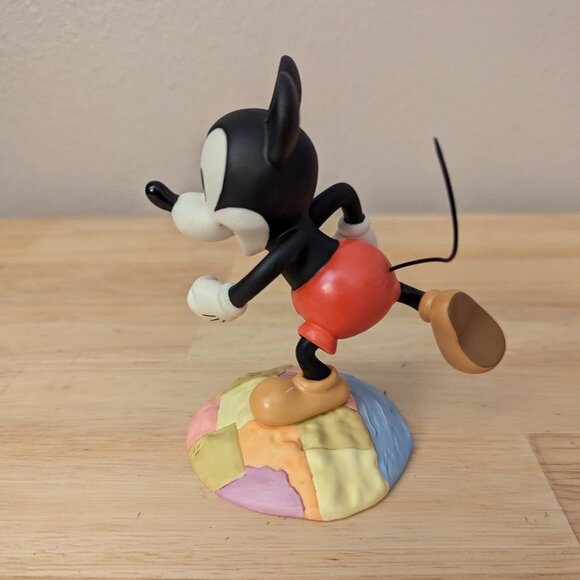 WDCC Millenium Mickey "On Top of the World" Figurine New with Box and COA - Picture 7 of 11